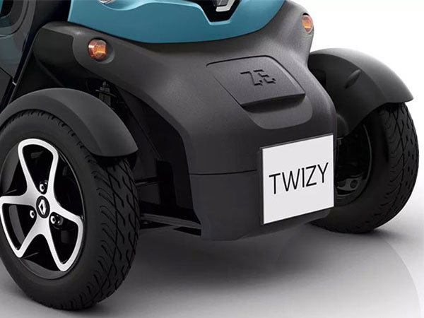 twizy-e-tech-electric-casalgrande-scandiano